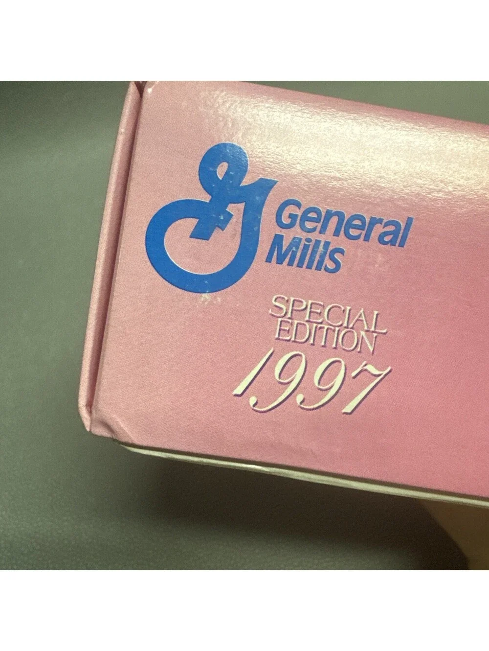 Mattel Winter Dazzle Barbie Doll 1997 Special Edition General Mills 18456 Pink